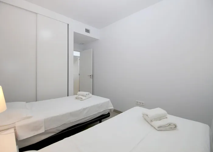 Town Tomy Apartamento Estepona